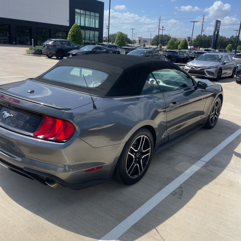 2018 Ford Mustang Image 6