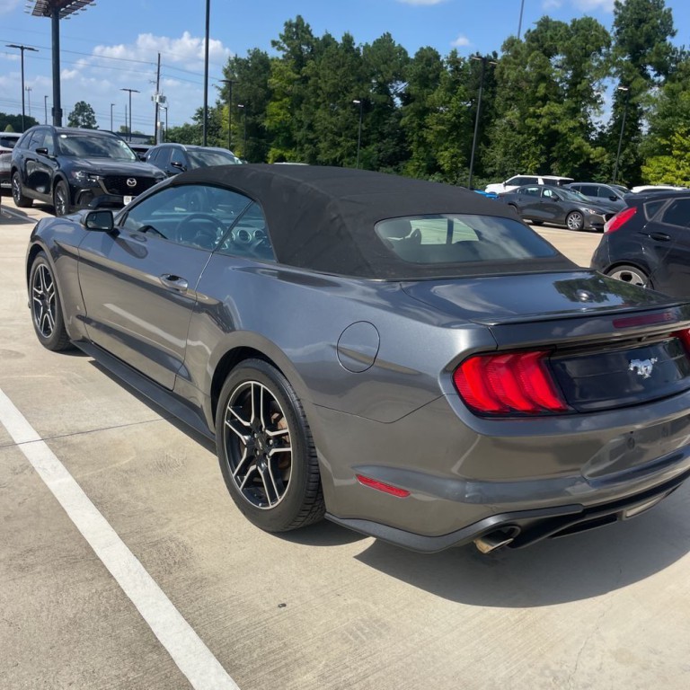 2018 Ford Mustang Image 8