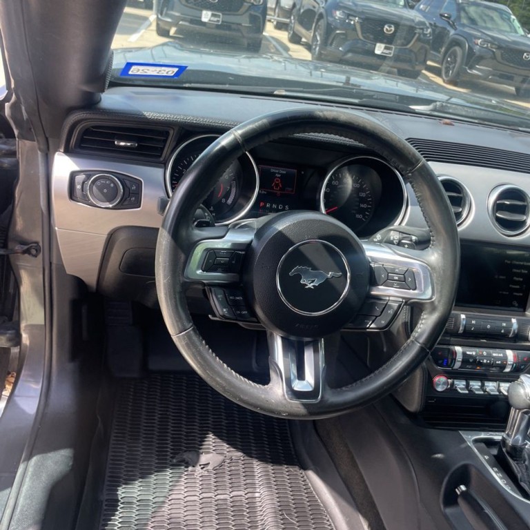 2018 Ford Mustang Image 11