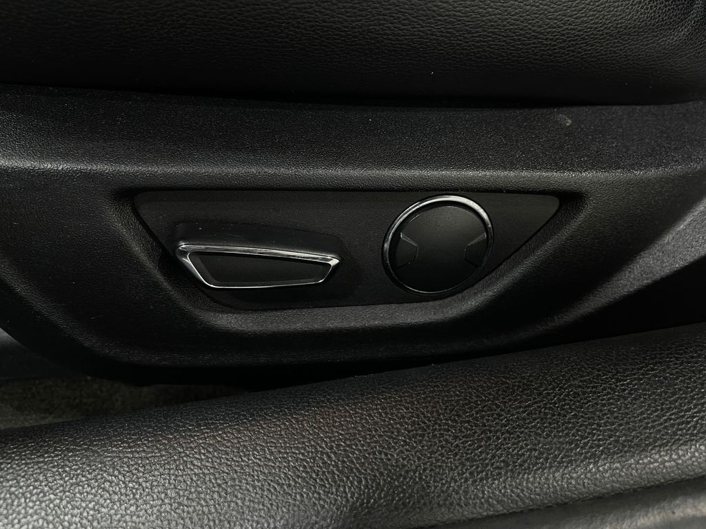 2018 Ford Mustang Image 16