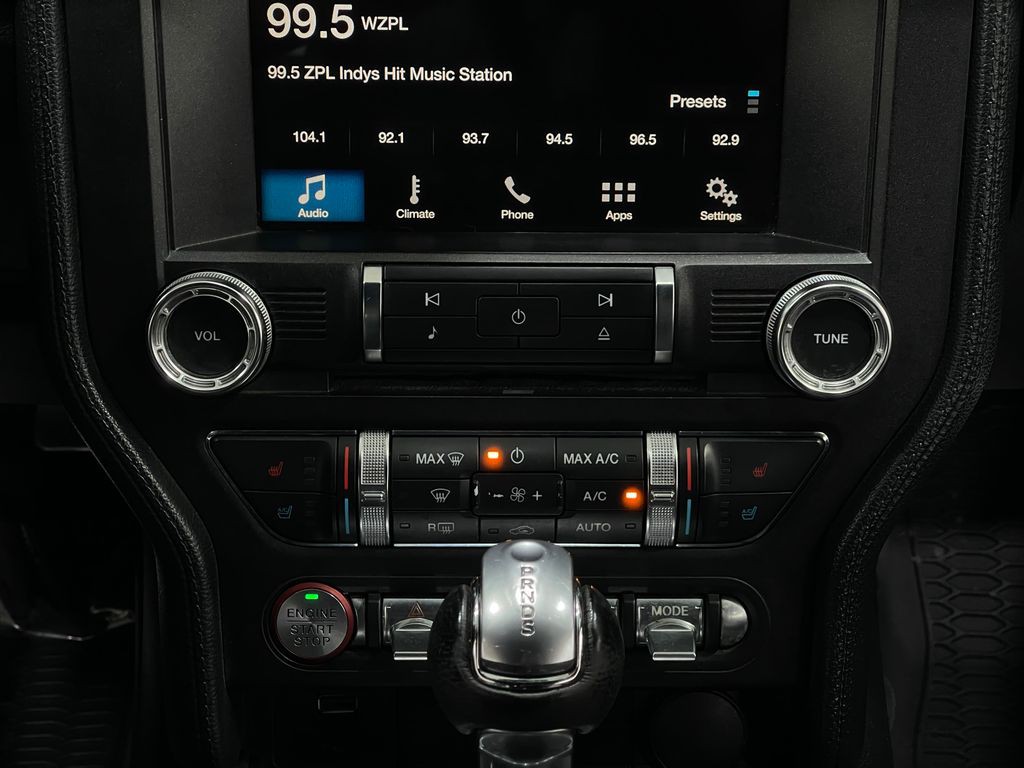 2018 Ford Mustang Image 24