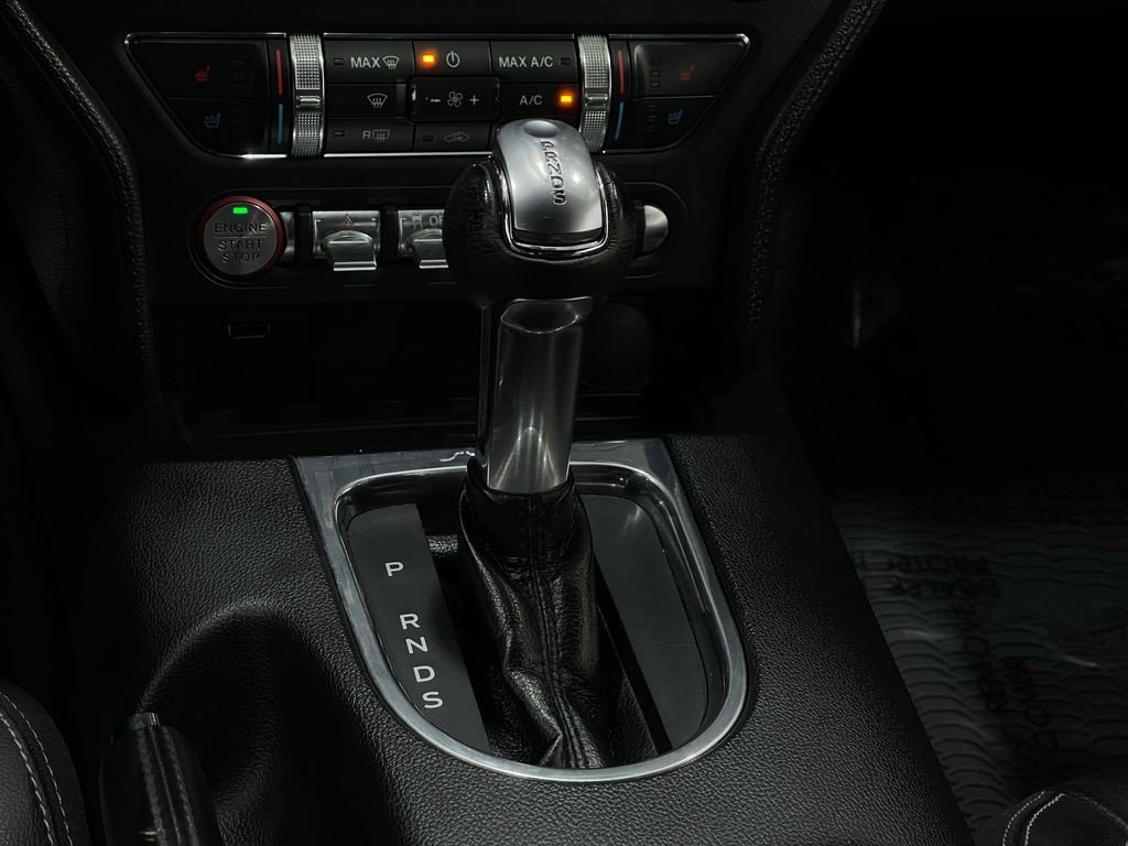 2018 Ford Mustang Image 28