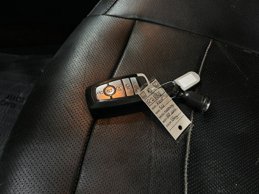 2018 Ford Mustang Image 36