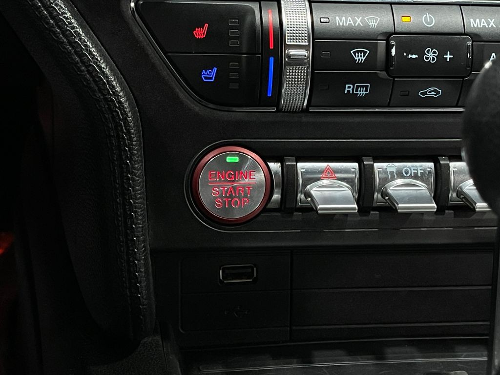 2018 Ford Mustang Image 20