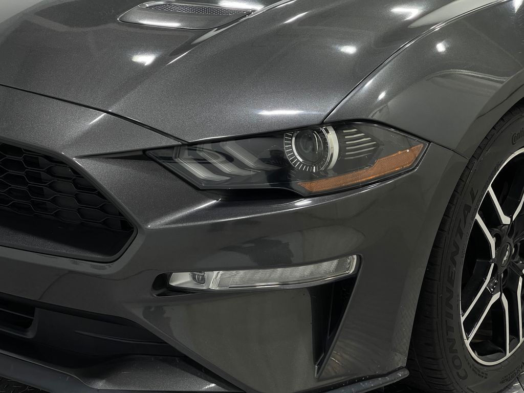 2018 Ford Mustang Image 31