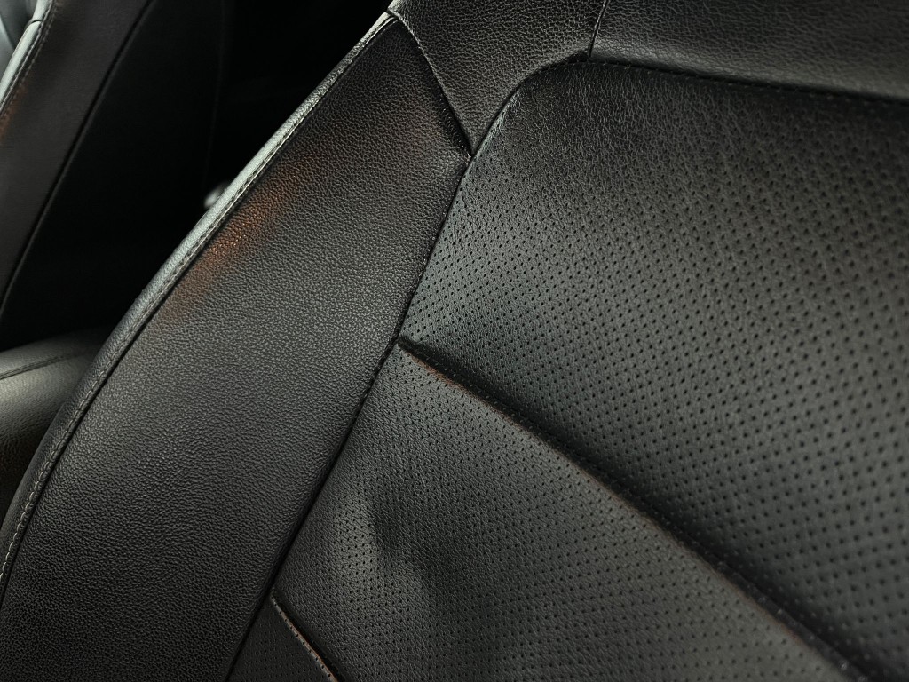 2018 Ford Mustang Image 17