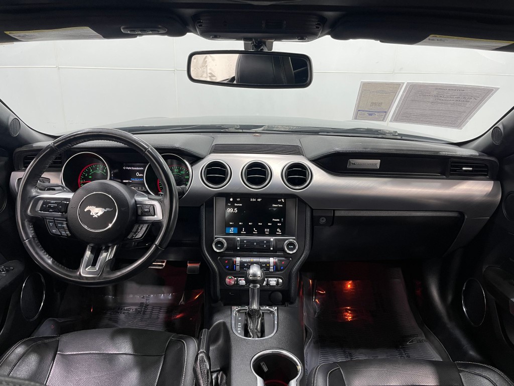 2018 Ford Mustang Image 18