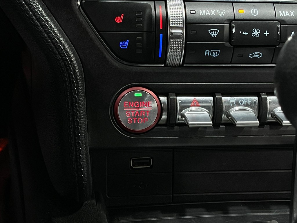 2018 Ford Mustang Image 20