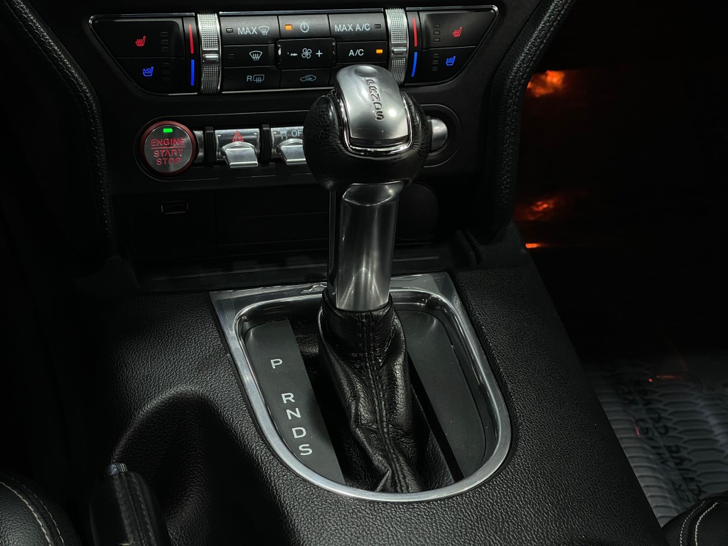 2018 Ford Mustang Image 27