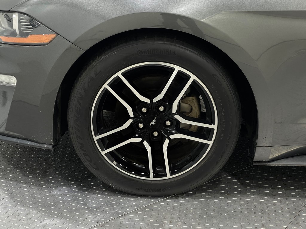 2018 Ford Mustang Image 33