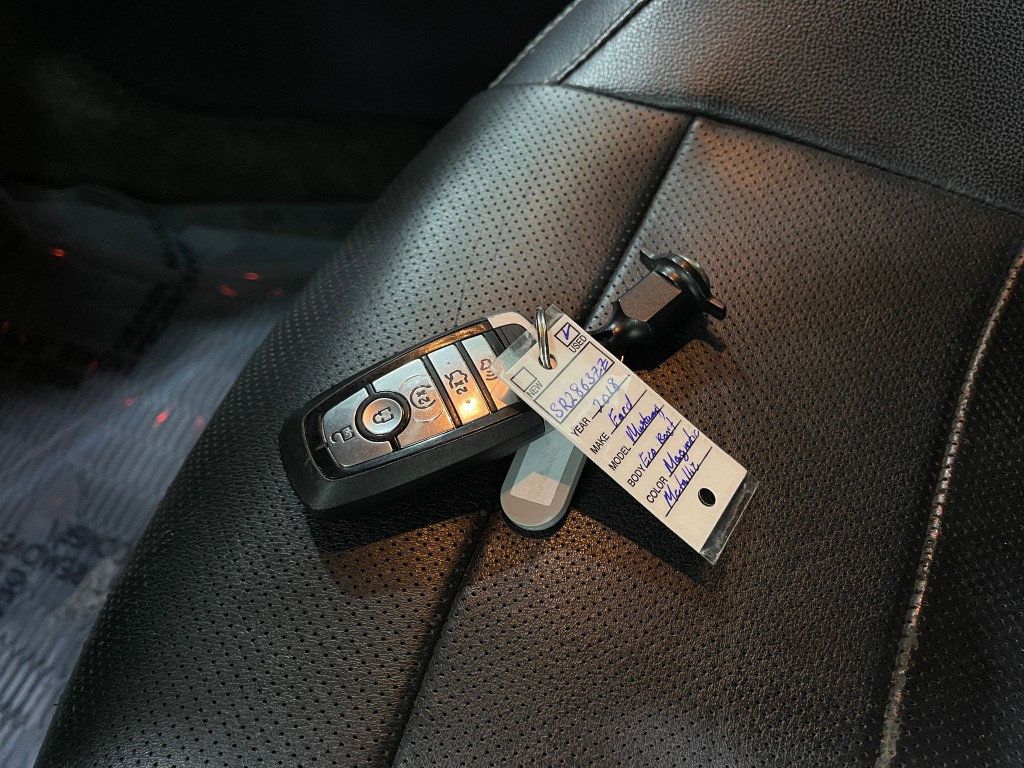 2018 Ford Mustang Image 35