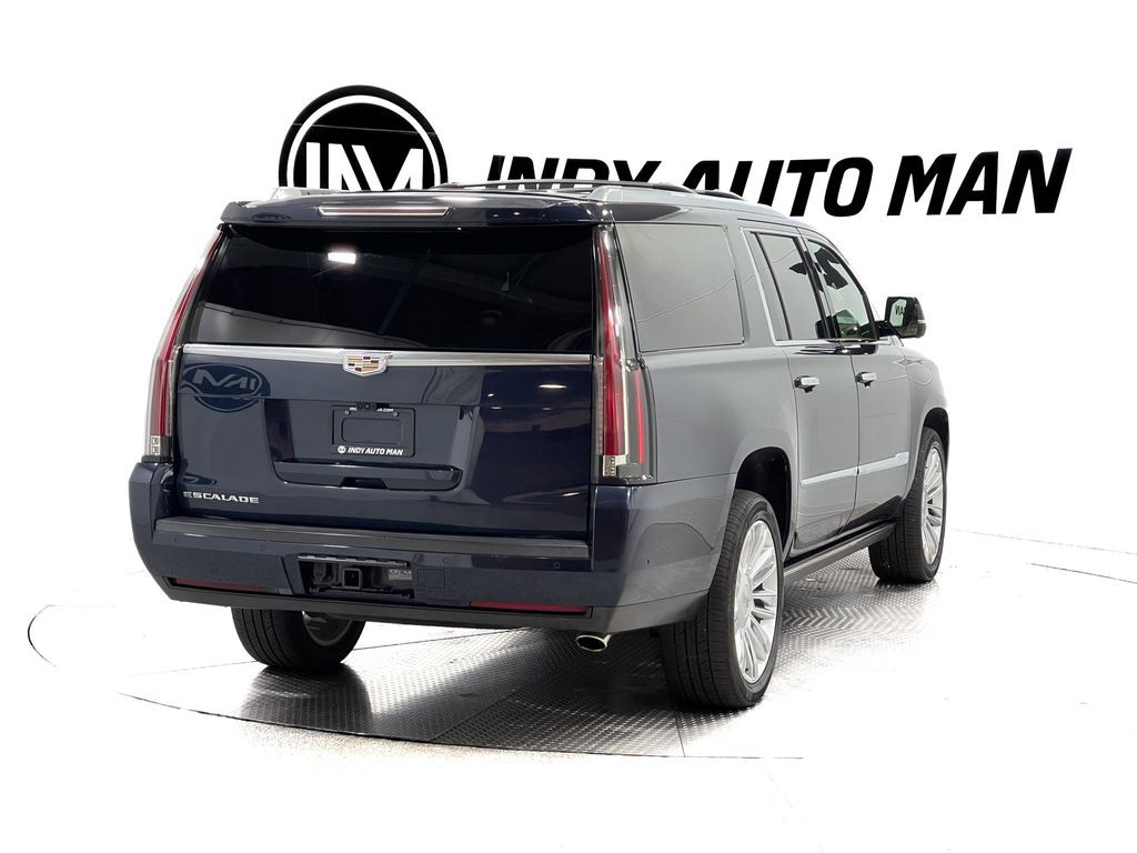 2018 Cadillac Escalade Image 4