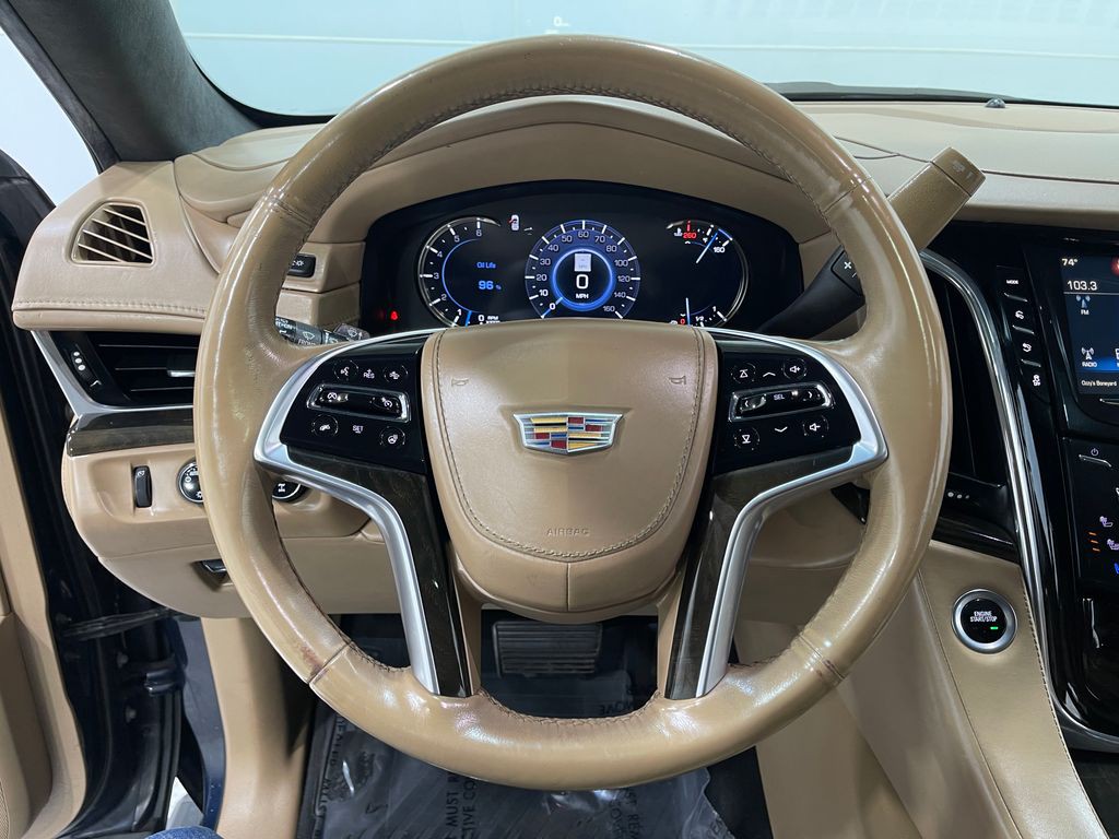 2018 Cadillac Escalade Image 25