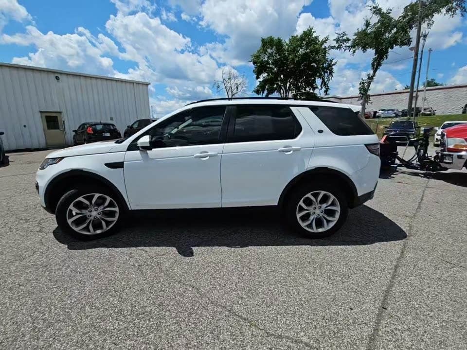 2019 Land Rover Discovery Sport Image 4