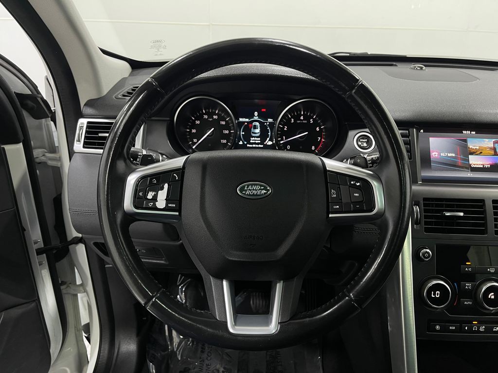 2019 Land Rover Discovery Sport Image 22