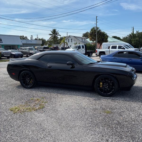 2020 Dodge Challenger Image 4