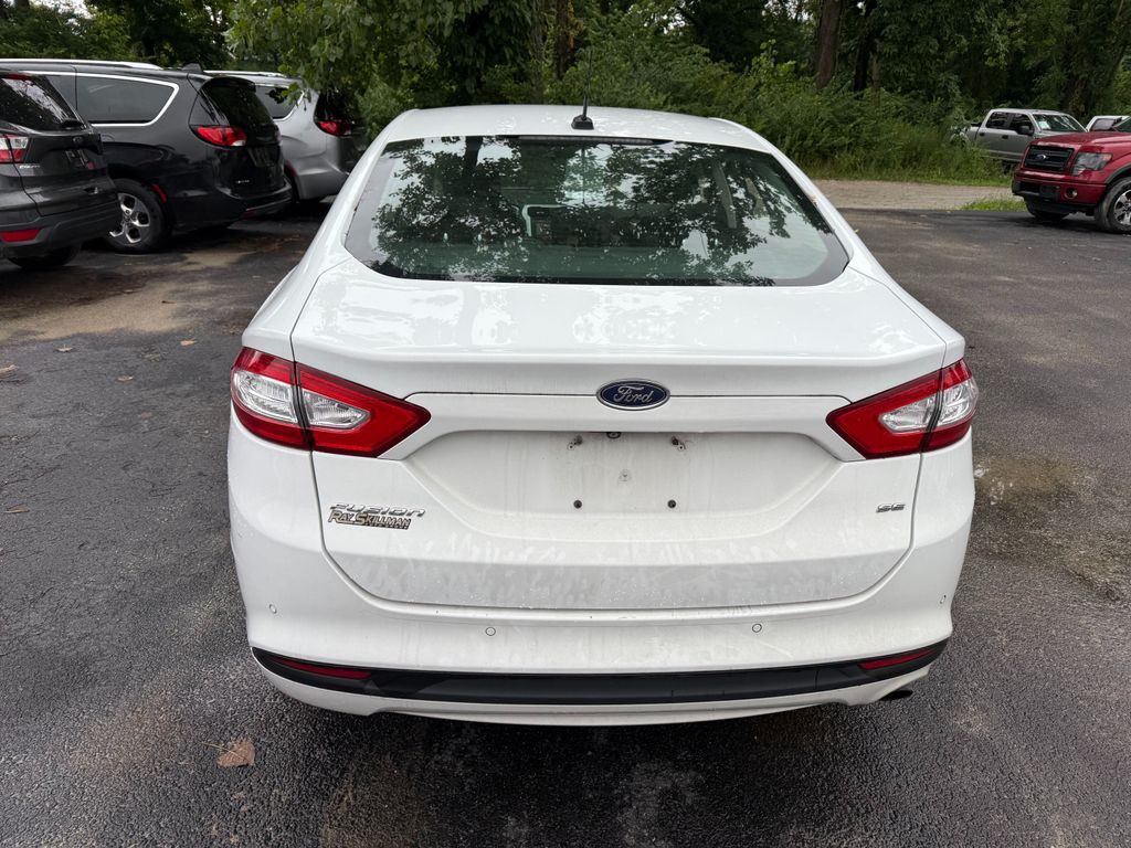 2016 Ford Fusion Image 6