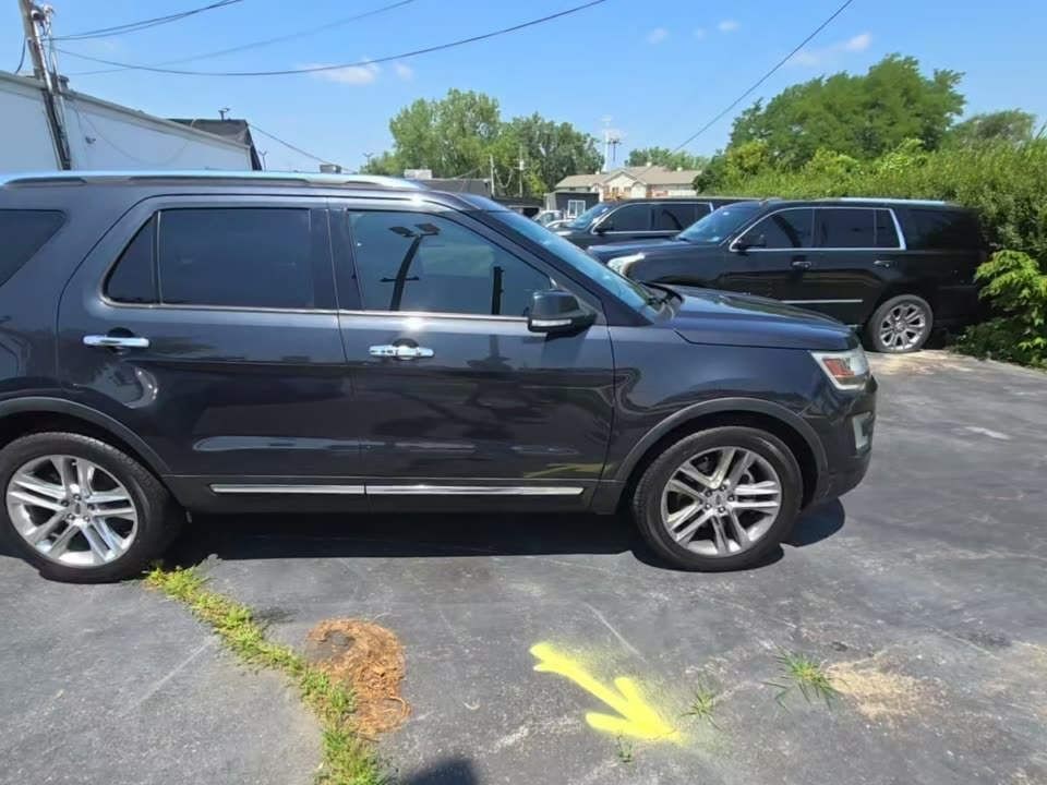 2017 Ford Explorer Image 3