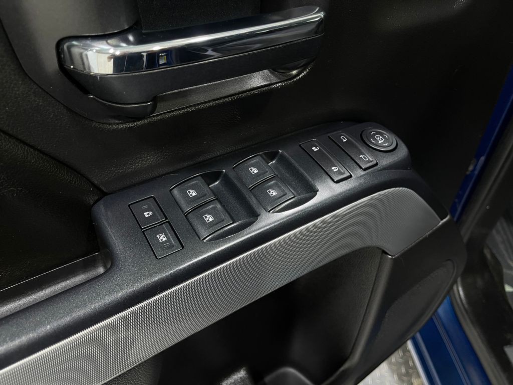2017 Chevrolet Silverado 1500 Image 14
