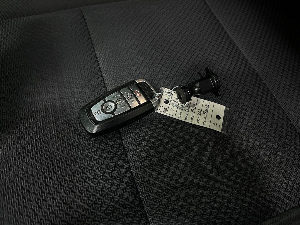 2017 Chevrolet Silverado 1500 Image 35