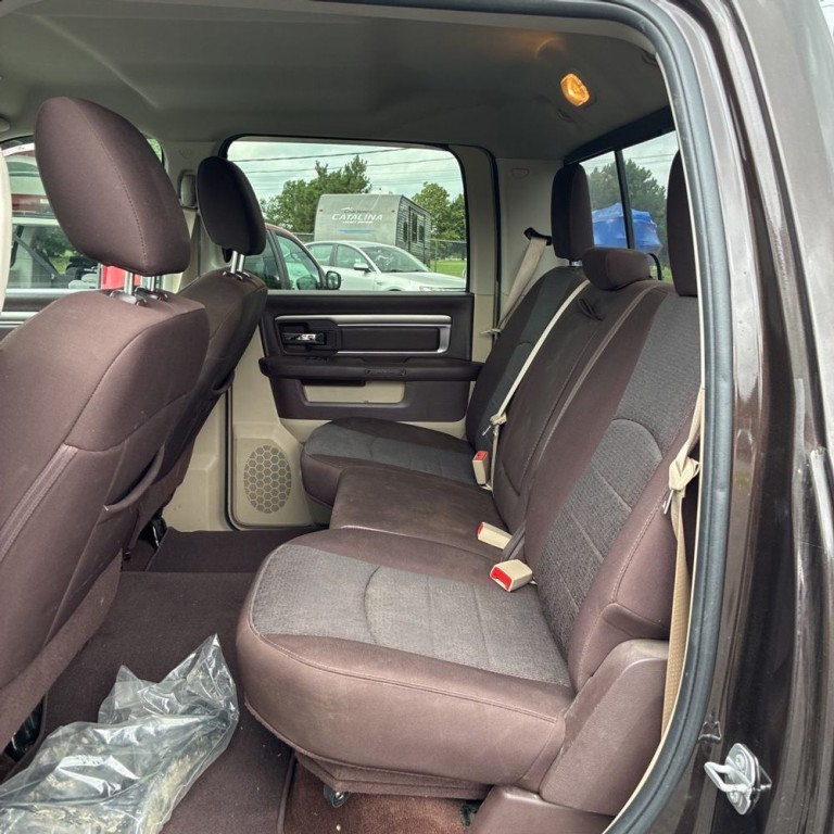 2017 RAM 1500 Image 17