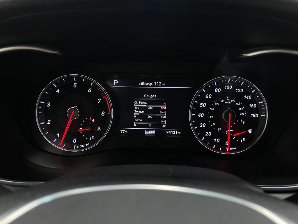 2019 Genesis G70 Image 24