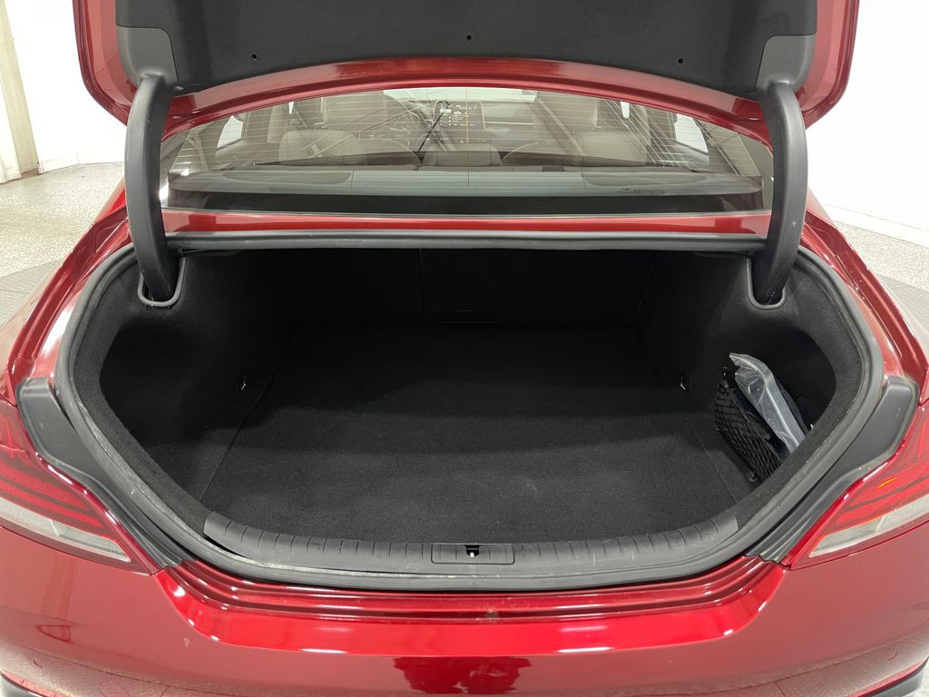 2019 Genesis G70 Image 27