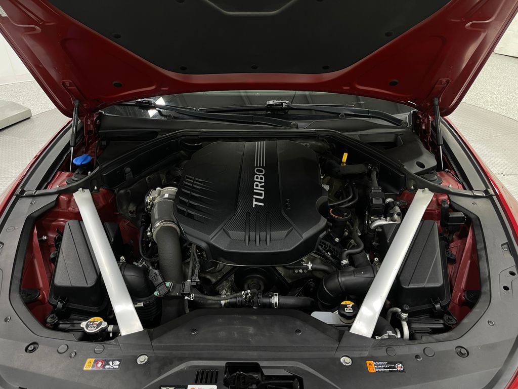 2019 Genesis G70 Image 28