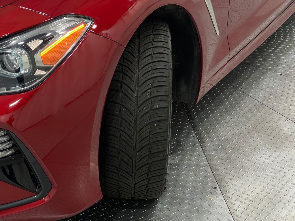 2019 Genesis G70 Image 37