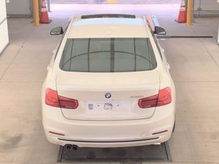 2017 BMW 3 Series Image 5