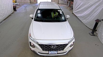 2019 Hyundai Santa Fe Image 2