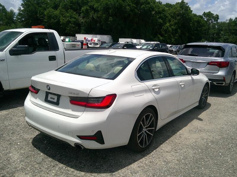 2020 BMW 3 Series Image 3