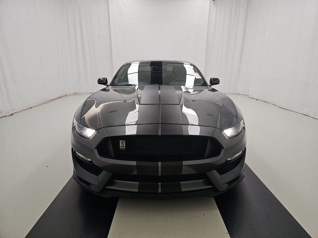 2020 Ford Mustang Image 2