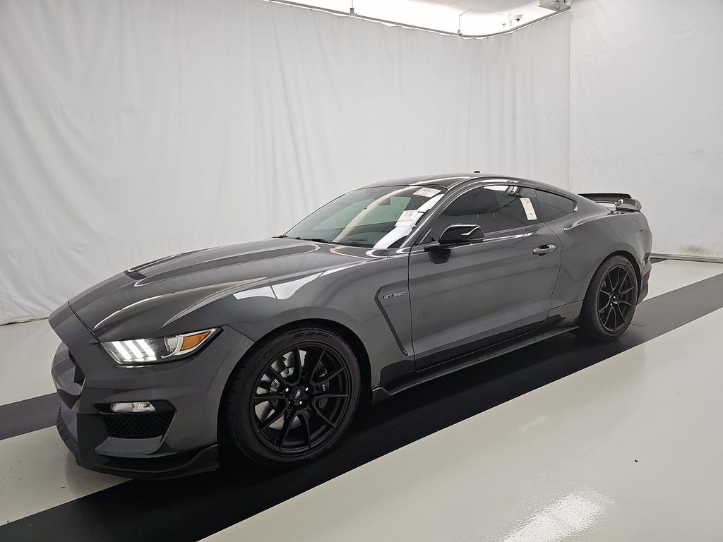2020 Ford Mustang Image 3