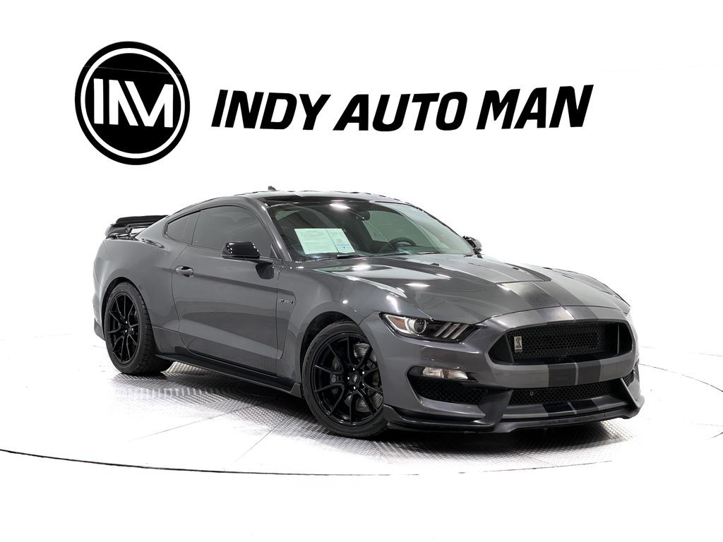 2020 Ford Mustang Image 2