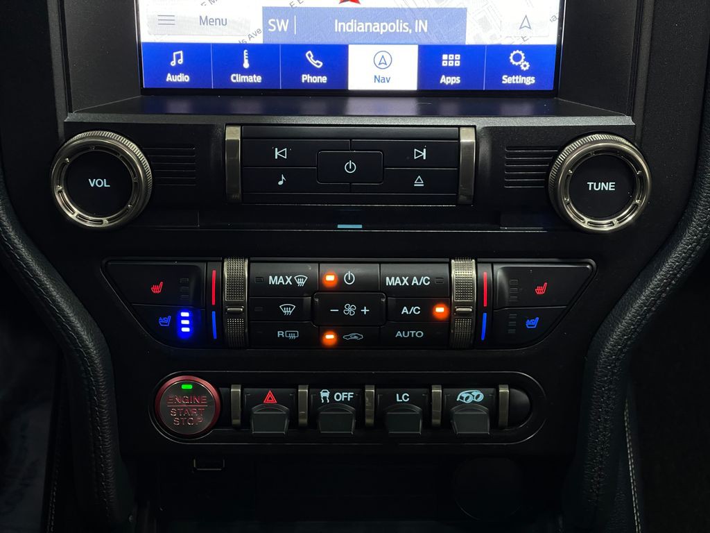 2020 Ford Mustang Image 24