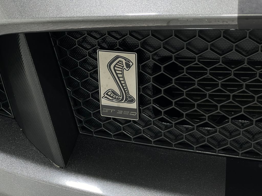 2020 Ford Mustang Image 36