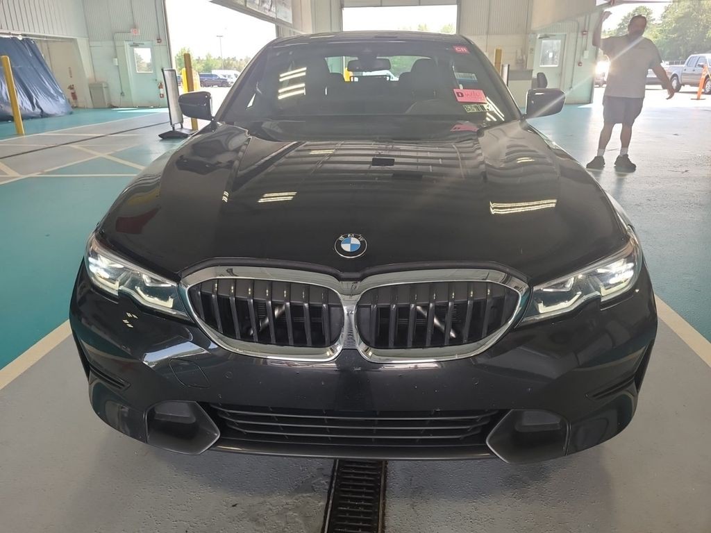 2020 BMW 3 Series Image 2