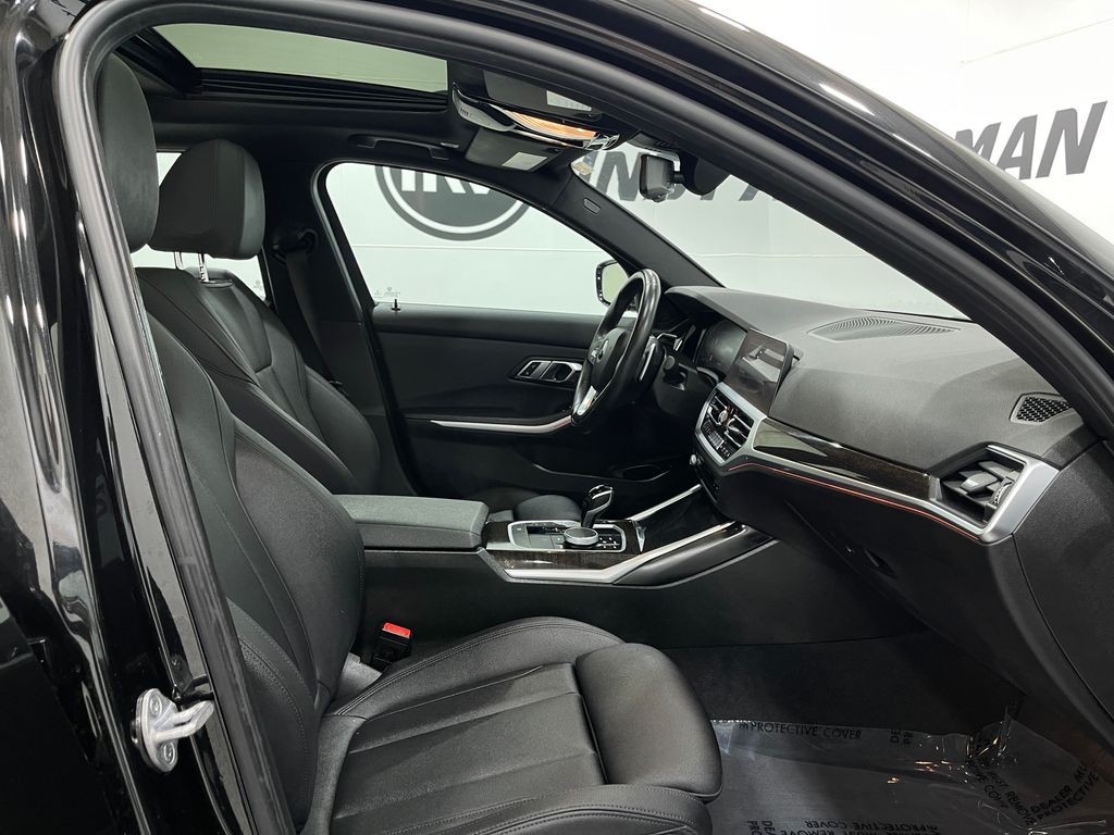 2020 BMW 3 Series Image 33