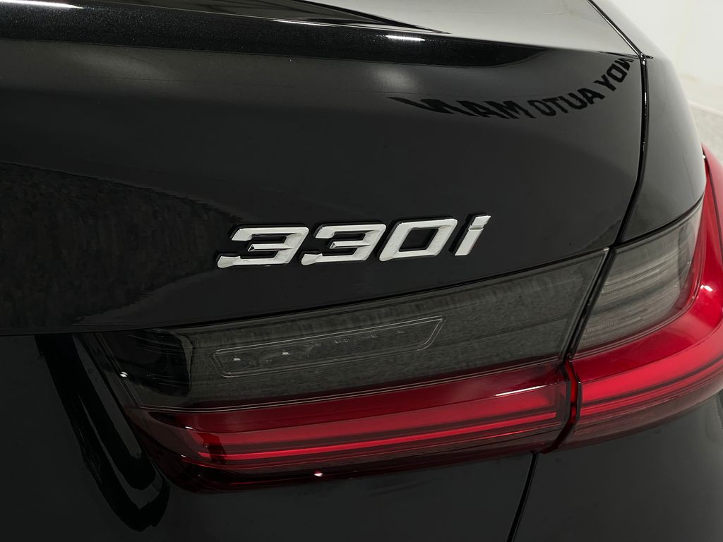 2020 BMW 3 Series Image 41