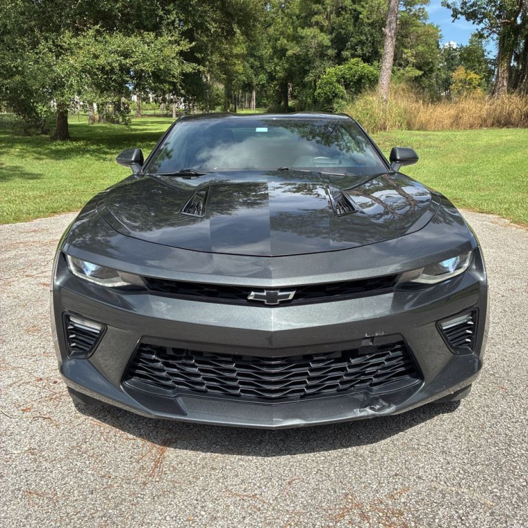2016 Chevrolet Camaro Image 2