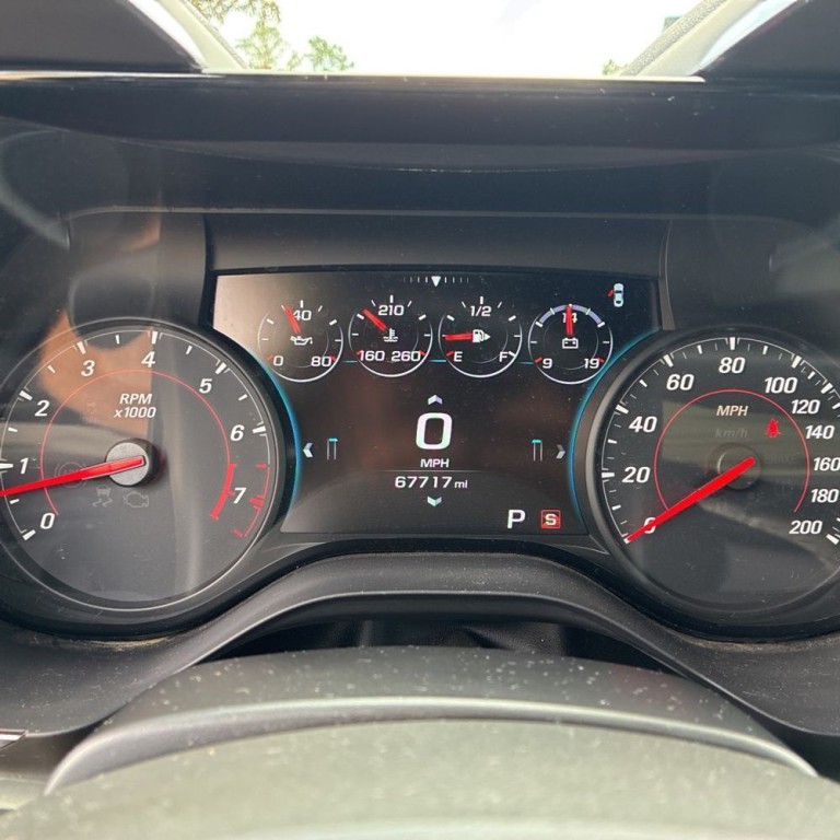 2016 Chevrolet Camaro Image 12