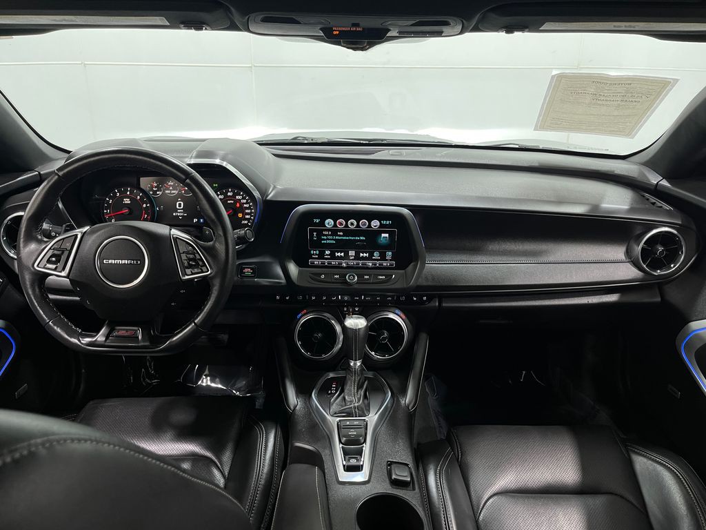 2016 Chevrolet Camaro Image 18