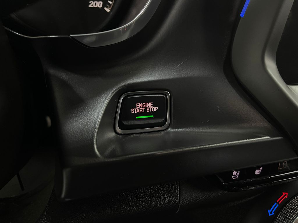 2016 Chevrolet Camaro Image 20