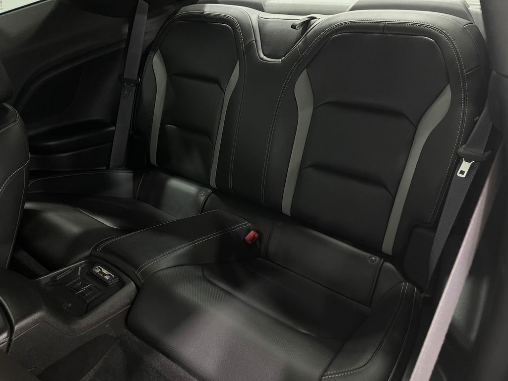 2016 Chevrolet Camaro Image 28