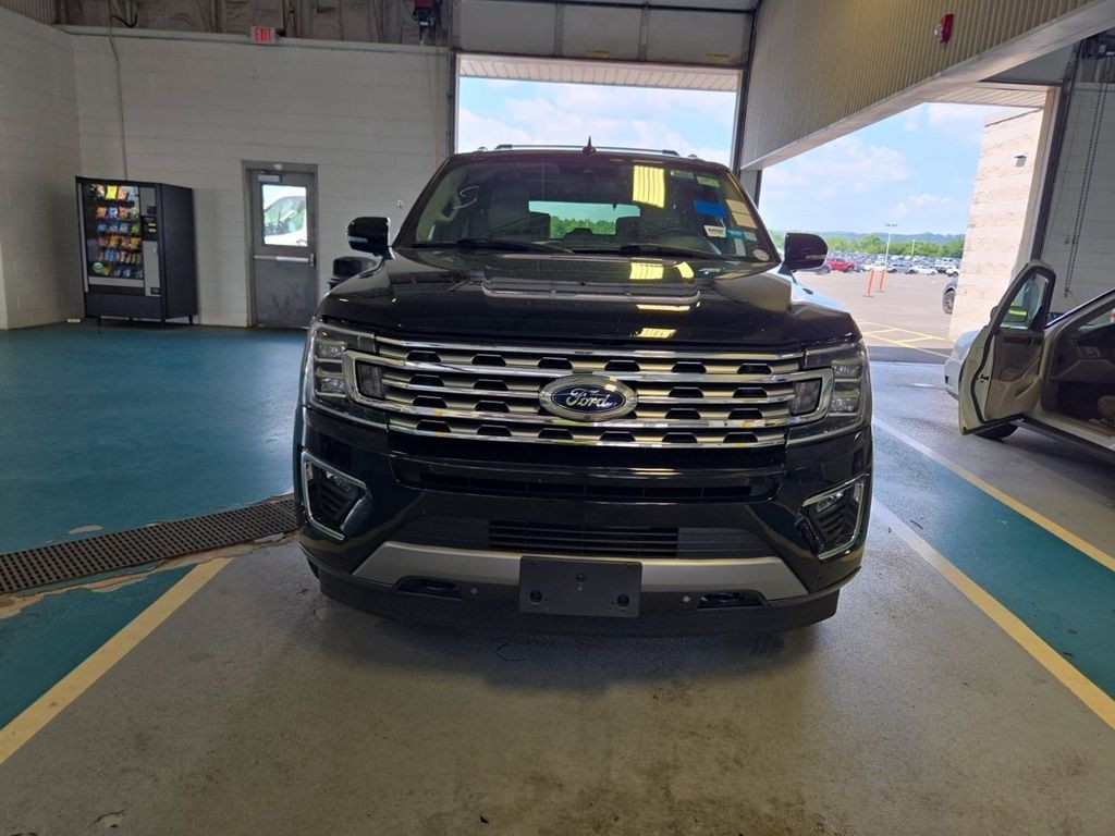 2018 Ford Expedition Image 2