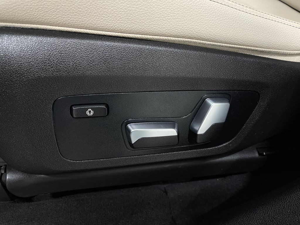 2019 BMW X3 Image 18