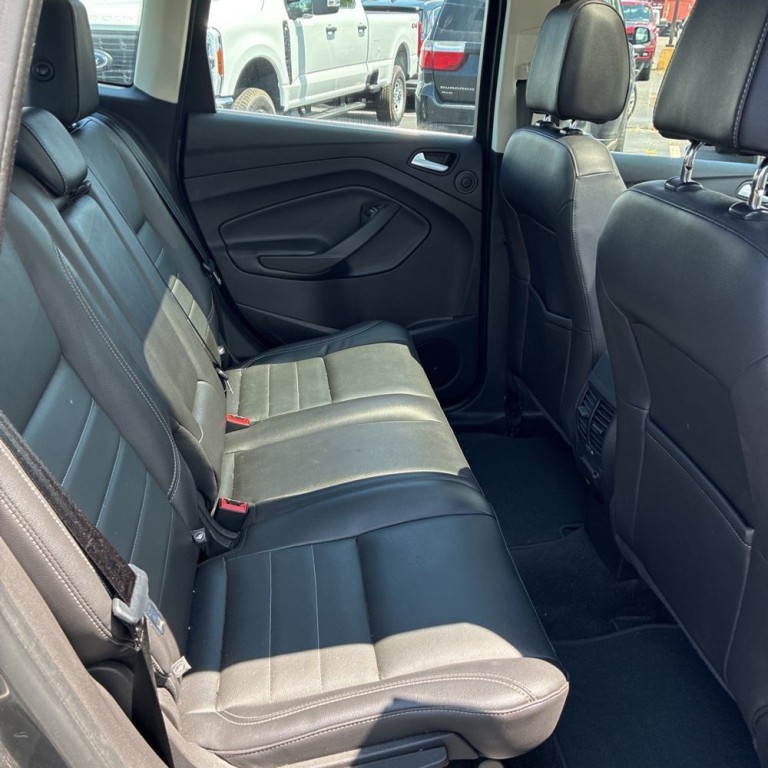 2016 Ford C-Max Image 17