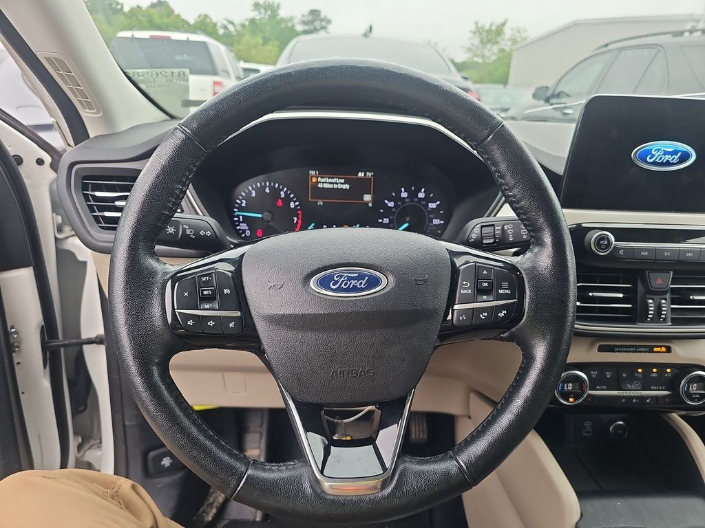 2021 Ford Escape Image 10