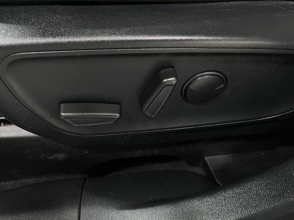 2021 Ford Escape Image 16